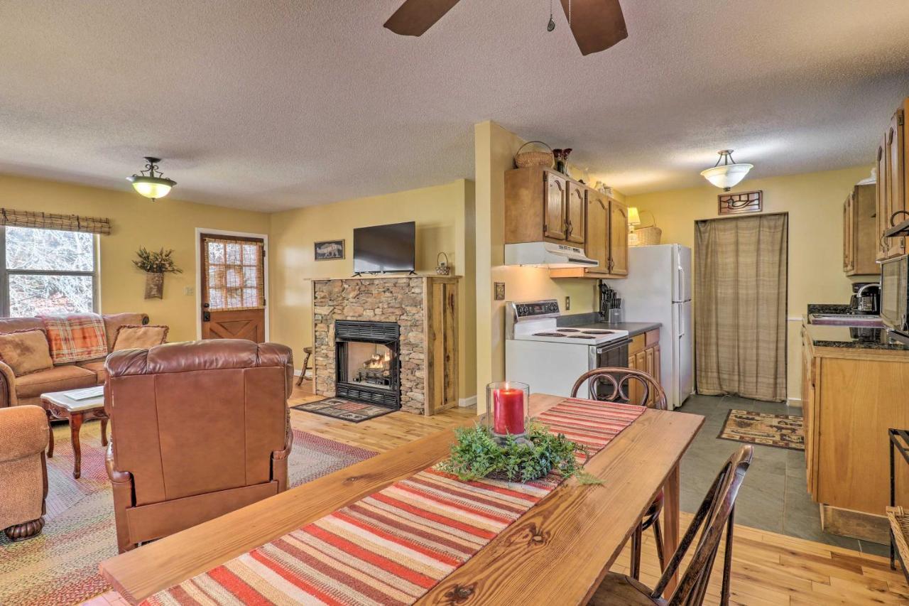 Creekside Retreat With Deck, 18 Miles To Wolf Ridge Villa Weaverville Exterior photo